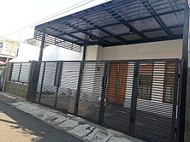 Rumah Terawat 1 Lantai - Full Carport Cempaka Putih Jakarta Pusat