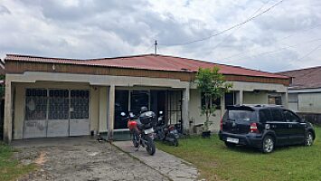 Rumah Hitung Tanah 1 Lantai - Full Carport Marpoyan Damai Pekanbaru